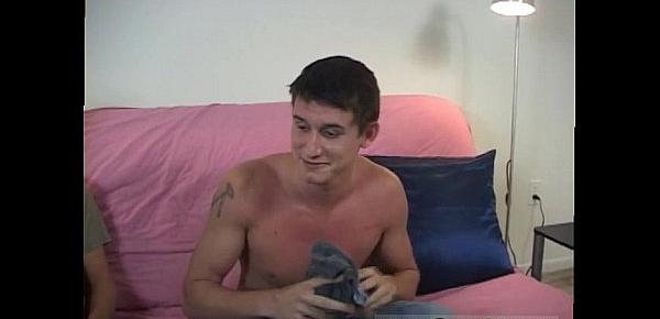  Straight men first suck by men for cash gay xxx Taking off his shirt,